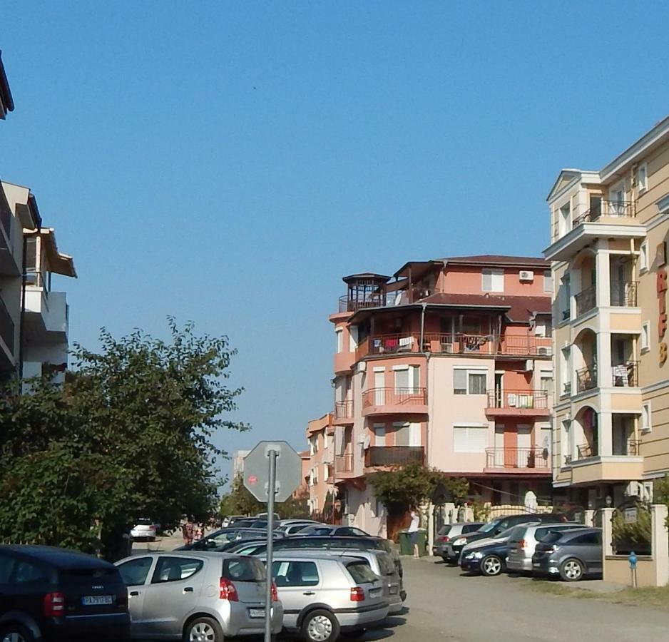 Dunav Str. Равда Екстер'єр фото